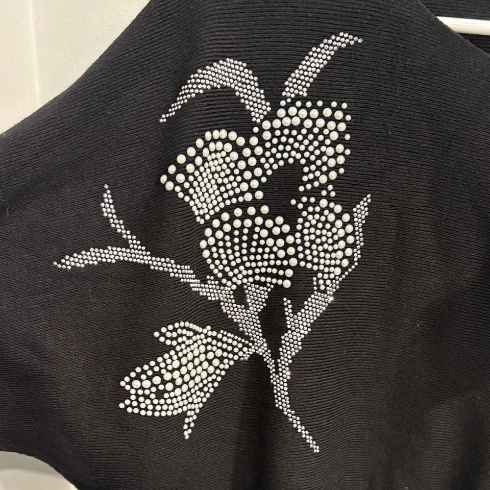 Milano Black Long Sleeve Sweater with Beautiful Detailed Silver Inlay Accents - Picture 4 of 10